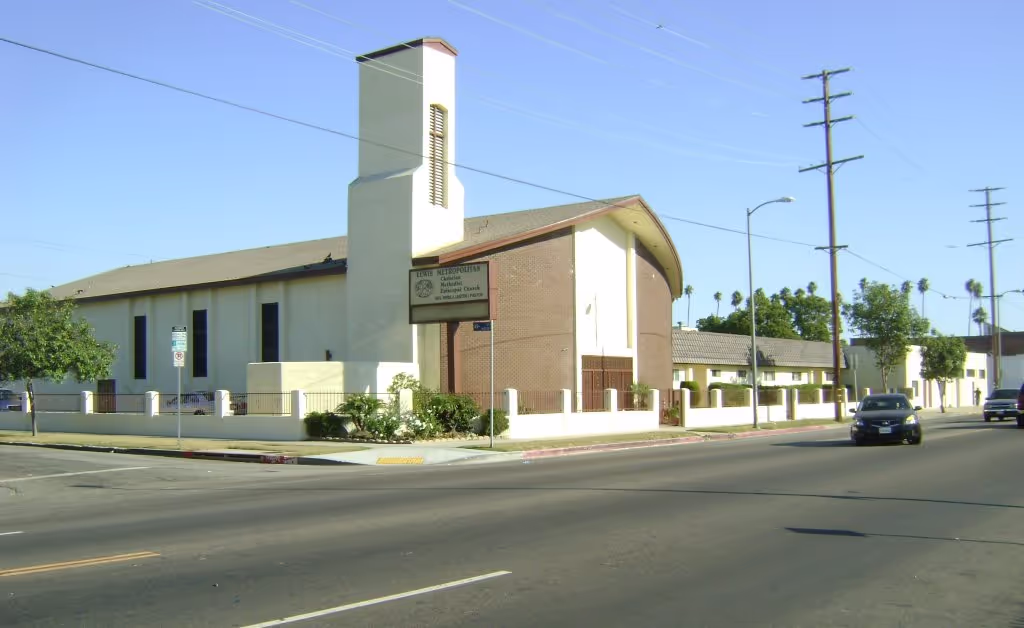People being warmly welcomed at Lewis Metropolitan CME Church