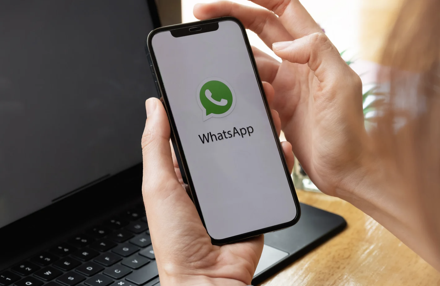 Collecting WhatsApp Numbers with Popups