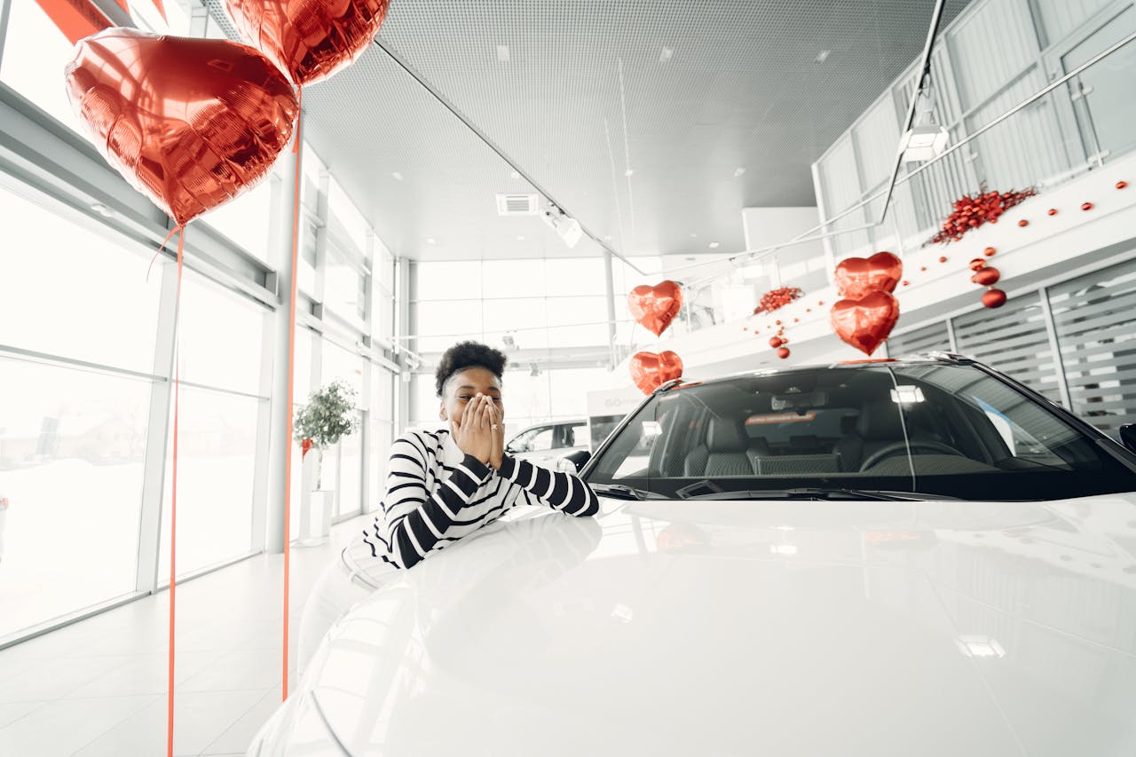 Manufacturer Financing vs Dealer Financing 
