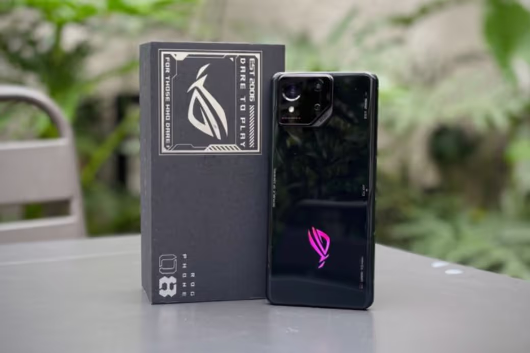 ROG Phone 8 แปลงร่าง: จาก 'เกมมิ่ง' สู่ 'สมาร์ทโฟน'...การเปลี่ยนครั้งนี้ดีจริงไหม?