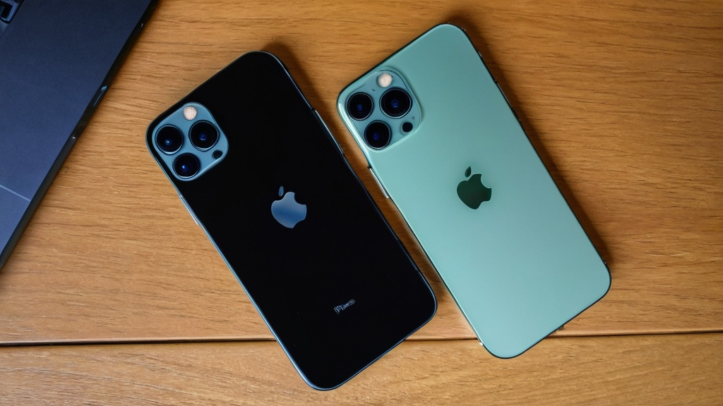 iPhone 13 Pro Max vs iPhone 14 Pro Max: มันควรอัปเกรดหรือไม่?