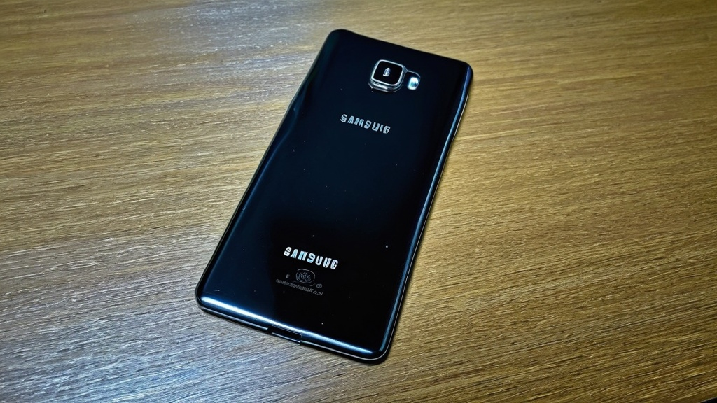 Samsung Galaxy S24 ราคาถูก: สมาร์ทโฟนระดับพรีเมียมในงบประหยัด