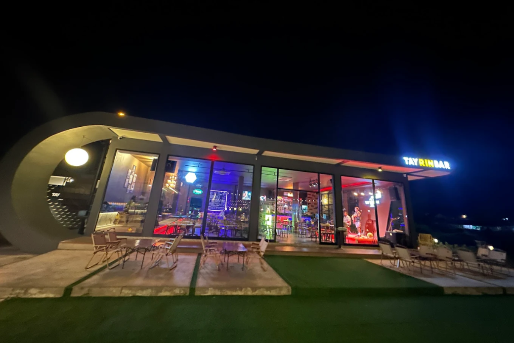 🎶 TAY RIN BAR: เทย์รินบาร์...บาร์นั่งชิลล์ ที่อาหารอร่อยจนต้องร้องขอชีวิต